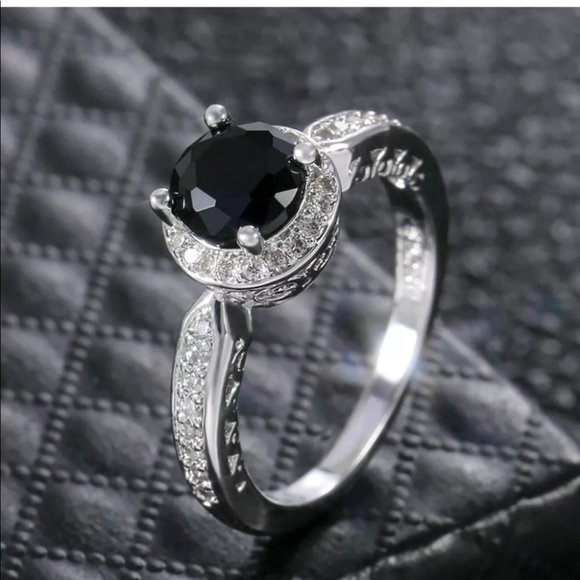 New Women Black Sapphire 925 Jewelry Wedding Ring - Picture 6 of 6